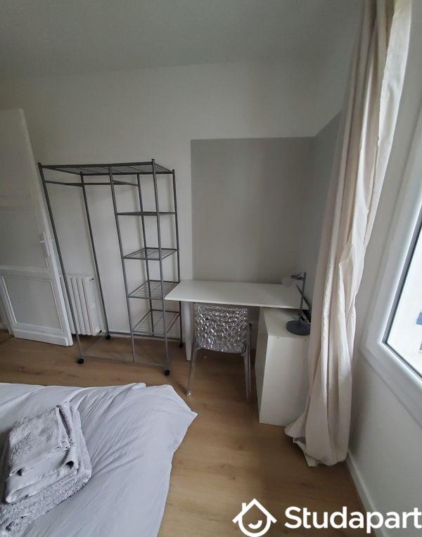 Chambre - 10 m² - 1 pièce