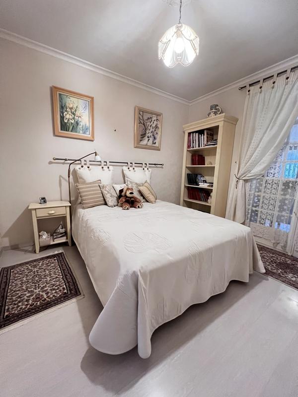 Maison traditionnelle - 175 m² - 8 pièces