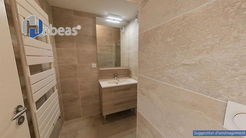 Appartement - 95 m² - 4 pièces