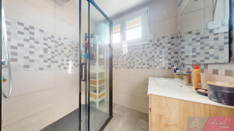 Maison - 106 m² - 4 pièces