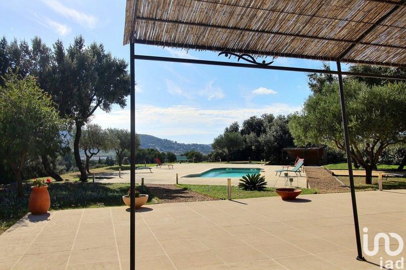 Maison - 130 m² - 4 pièces