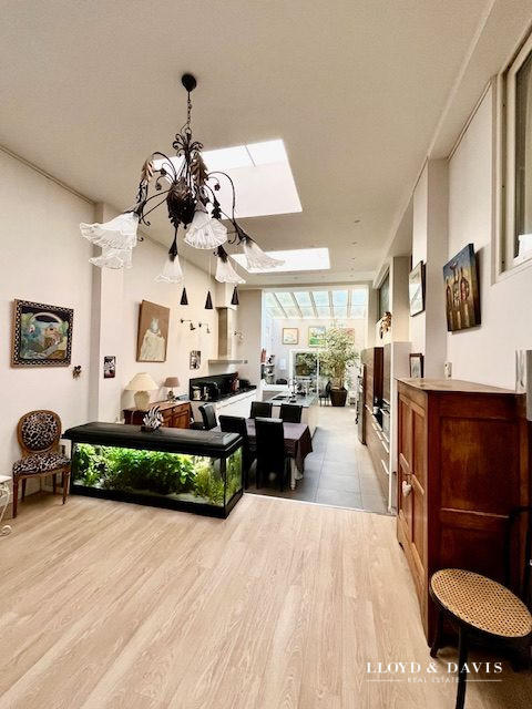 Duplex - 195 m² - 7 pièces