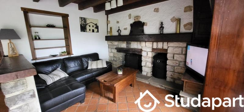 Chambre - 12 m² - 1 pièce