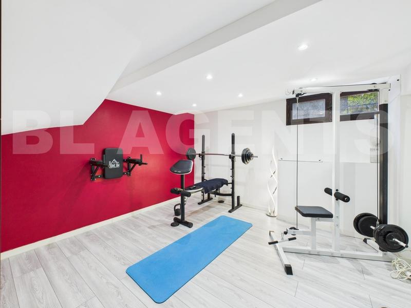 Maison - 138 m² - 6 pièces