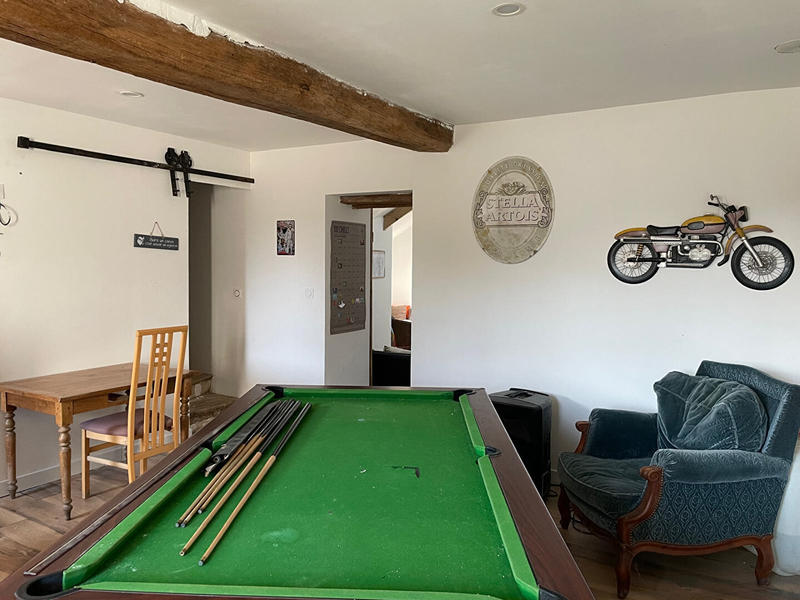 Maison - 190 m² - 8 pièces