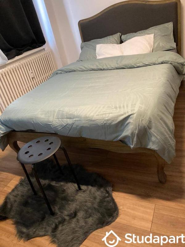 Chambre - 12 m² - 1 pièce