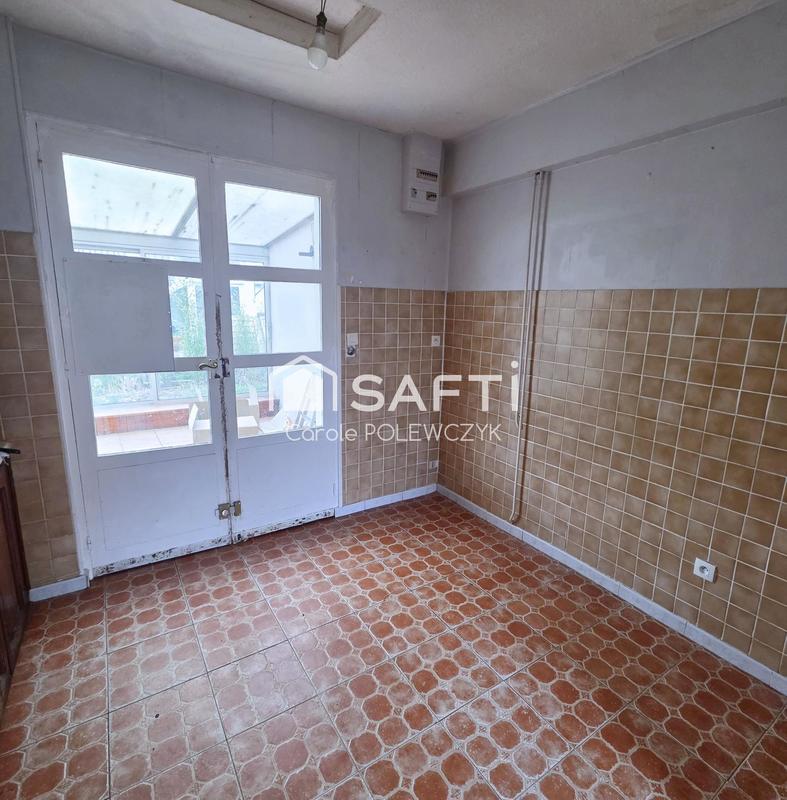 Maison - 93 m² - 5 pièces