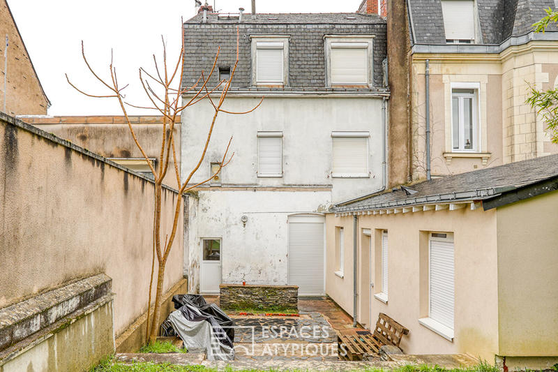 Immeuble - 7 pièces