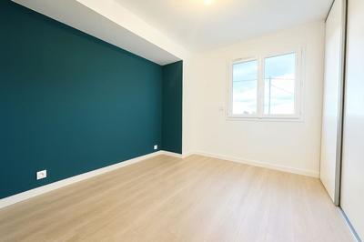 Maison - 102 m² - 4 pièces