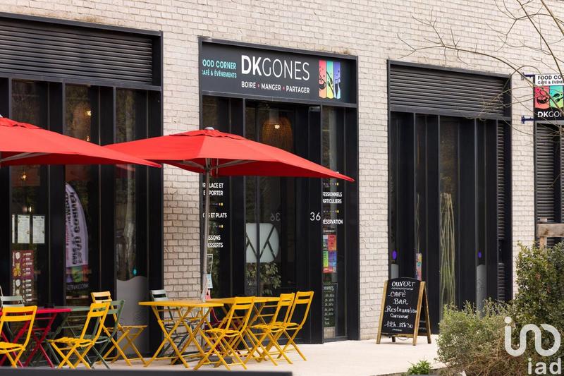 Local commercial - 196 m²