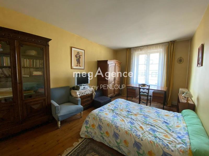 Maison - 157 m² - 8 pièces