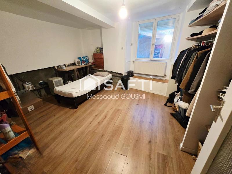 Maison - 94 m² - 4 pièces