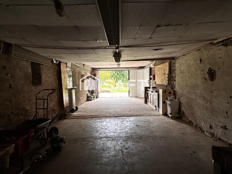 Maison - 200 m² - 7 pièces