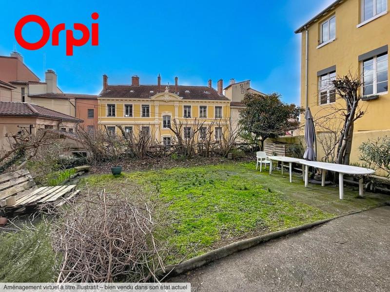 Duplex - 92 m² - 4 pièces