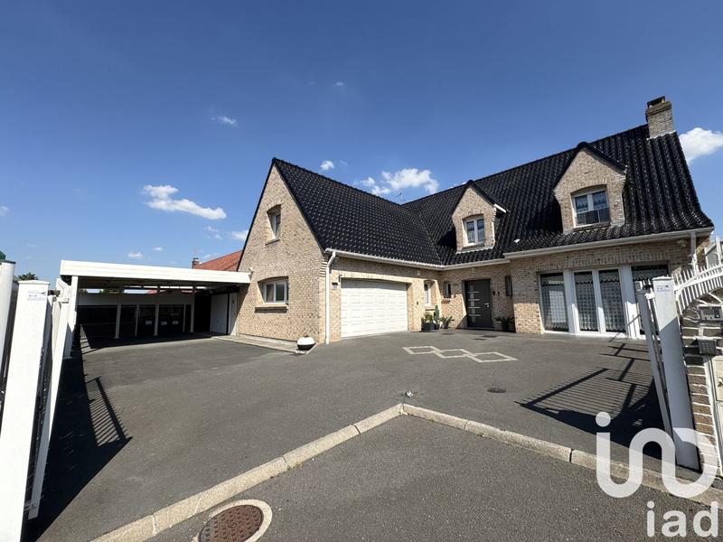 Maison - 217 m² - 8 pièces