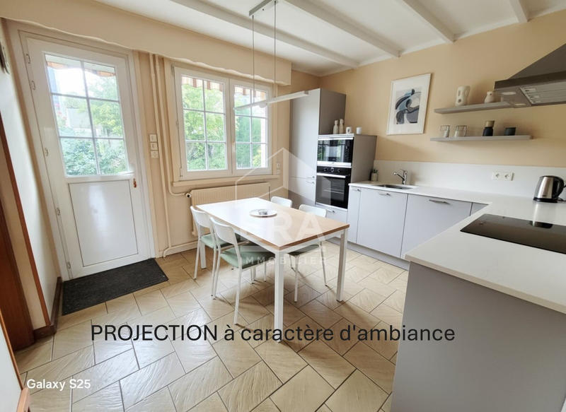 Maison - 97 m² - 5 pièces