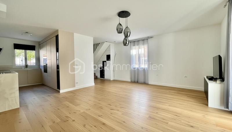 Villa - 80 m² - 4 pièces