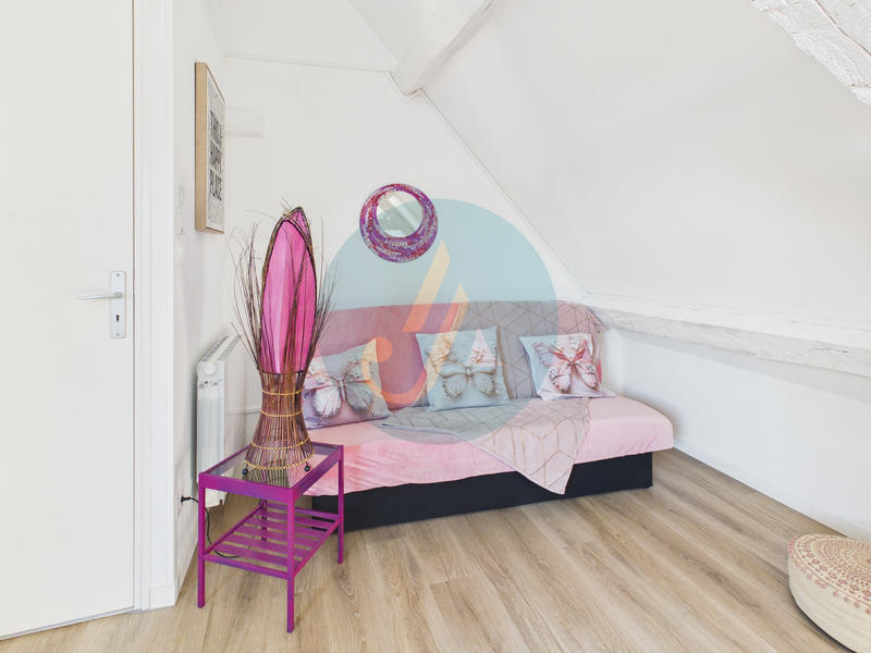 Maison - 102 m² - 5 pièces