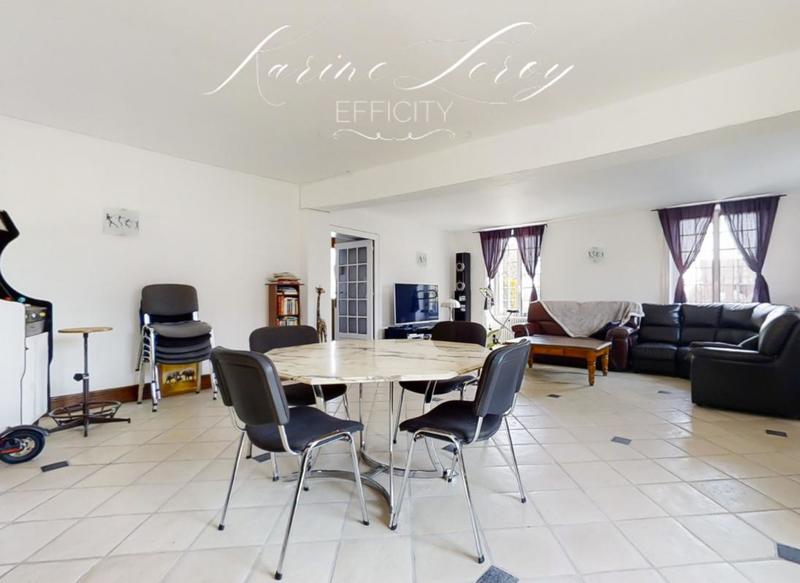 Maison - 400 m² - 12 pièces