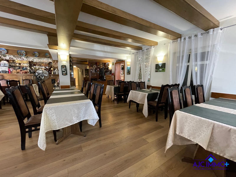 Fonds de commerce - Hôtellerie / Restauration - 142 m²