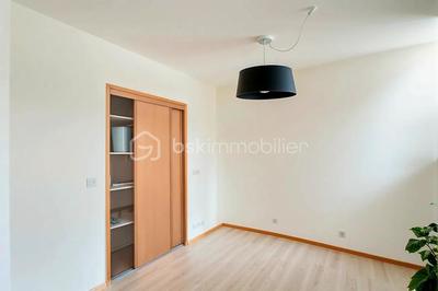 Appartement - 90 m² - 5 pièces