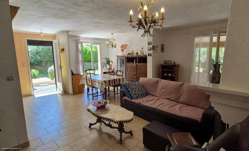 Maison - 102 m² - 6 pièces