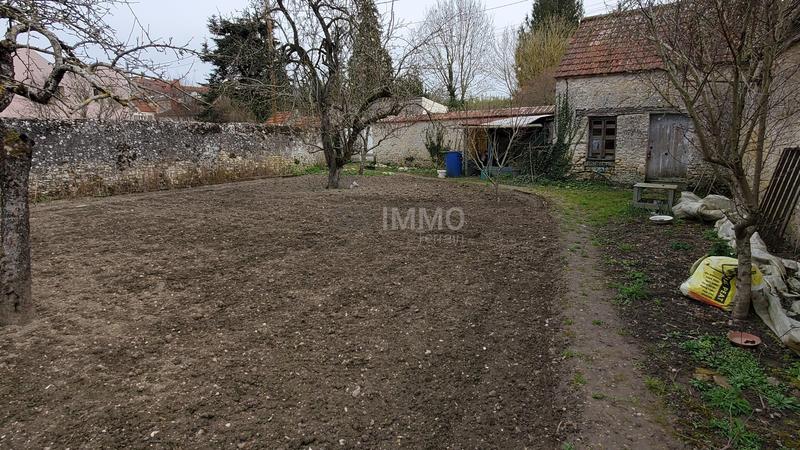 Terrain constructible - 727 m²
