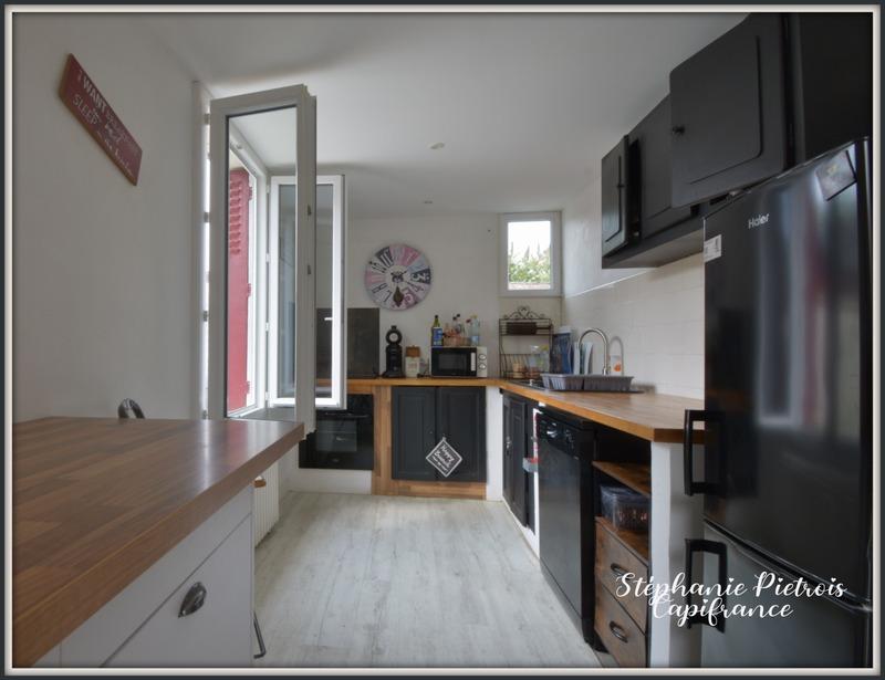 Maison - 200 m² - 8 pièces