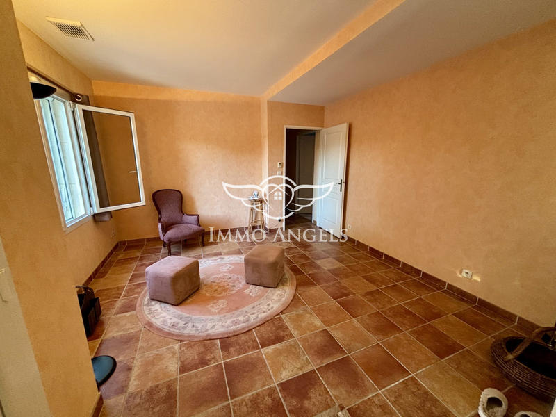 Villa - 136 m² - 4 pièces