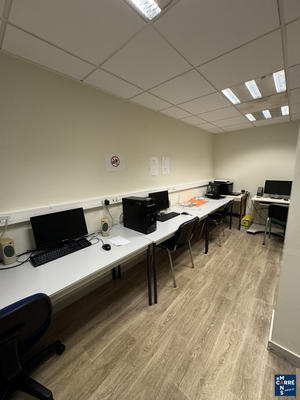 Bureau - 225 m²