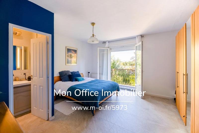 Maison - 200 m² - 5 pièces