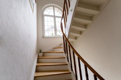 Maison - 250 m² - 10 pièces