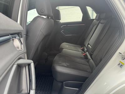Audi Q3 35 Tfsi 150 s-Line Int/Ext s-Tronic - Excellent Etat
