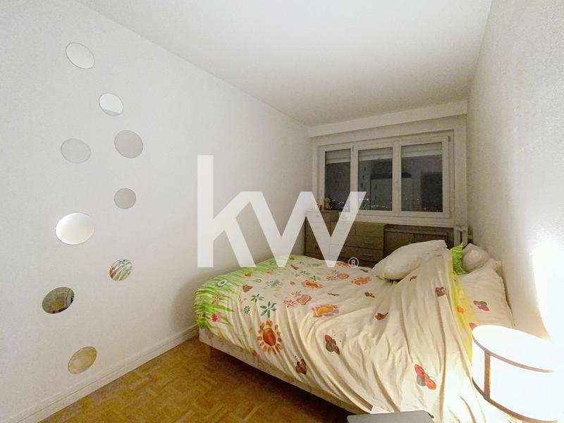 Appartement - 81 m² - 4 pièces