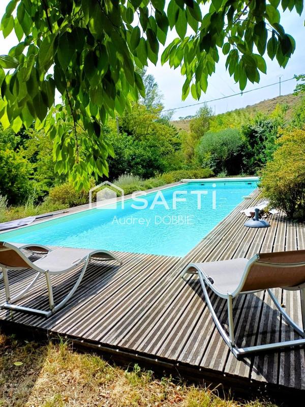 Maison - 140 m² - 5 pièces