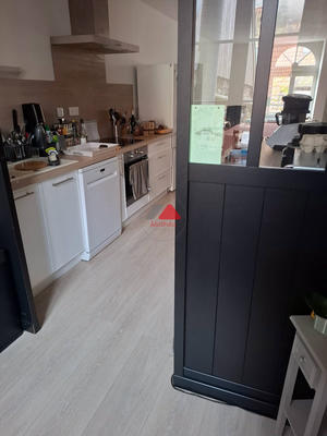 Appartement - 80 m² - 4 pièces