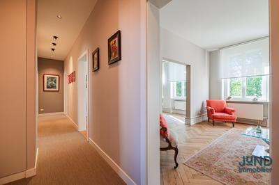 Appartement - 110 m² - 4 pièces