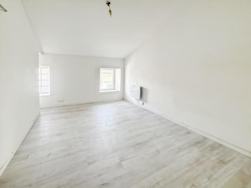 Immeuble - 185 m² - 8 pièces