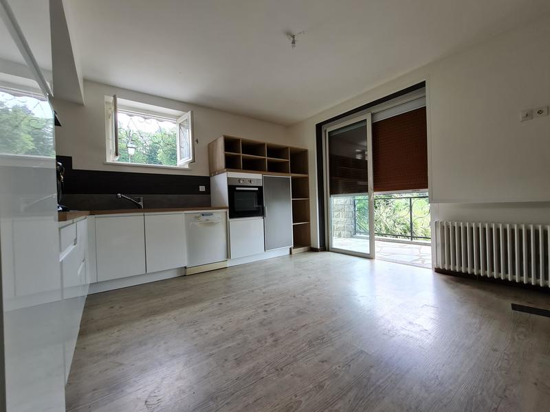 Maison - 165 m² - 7 pièces