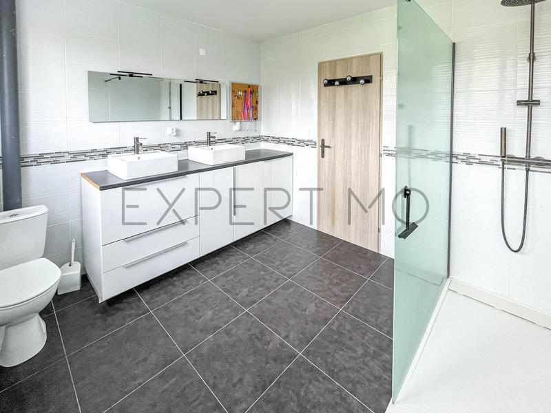 Maison - 130 m² - 5 pièces