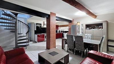 Maison - 170 m² - 7 pièces