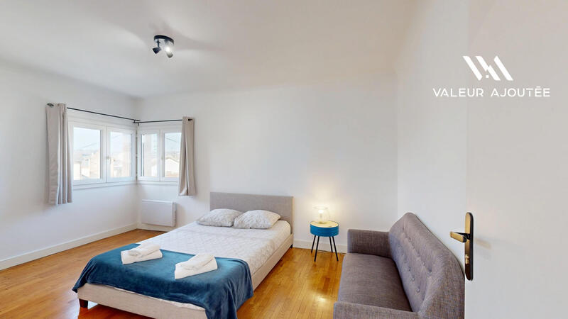 Maison - 107 m² - 6 pièces