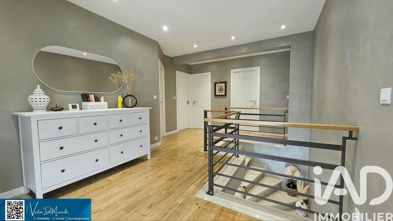 Maison de ville - 180 m² - 6 pièces