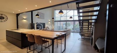 Loft - 175 m² - 4 pièces