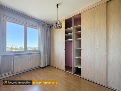 Appartement - 72 m² - 3 pièces