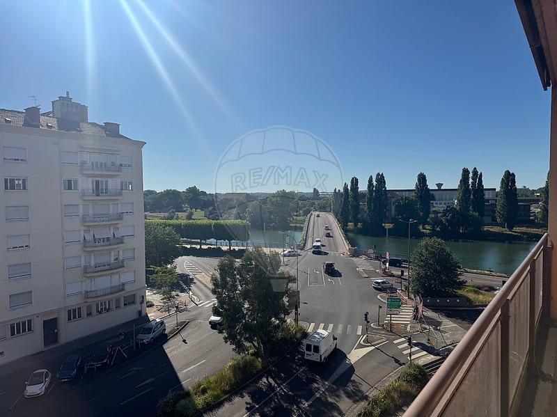 Appartement - 97 m² - 4 pièces