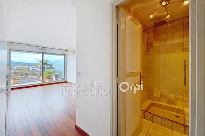 Appartement - 89 m² - 3 pièces