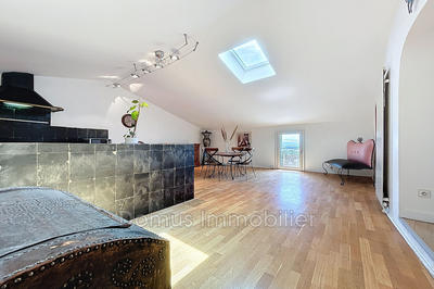 Maison de village - 200 m² - 6 pièces