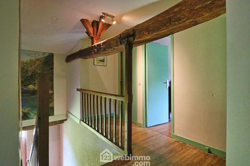 Maison - 295 m² - 11 pièces