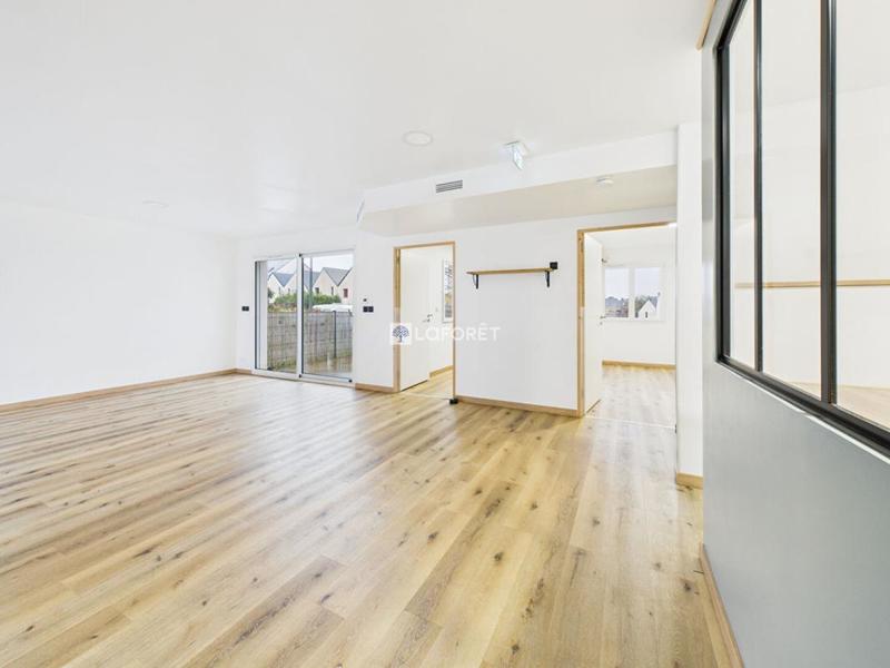 Maison - 122 m² - 5 pièces